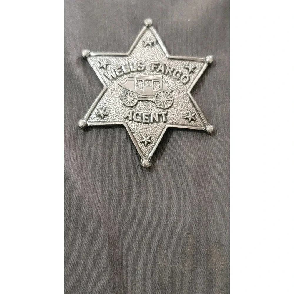 Vtg Wells Fargo Agent Star Badge Brooch Pin - Picture 1 of 4
